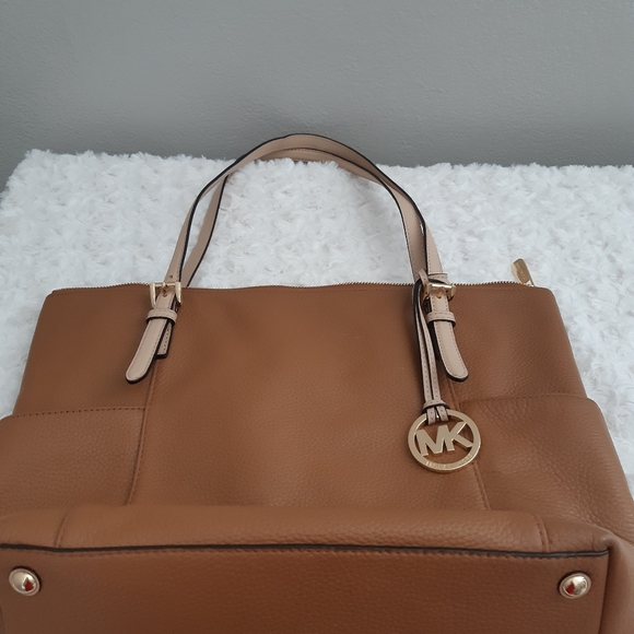 Michael Kors Brown Tote♡ - Picture 3 of 5